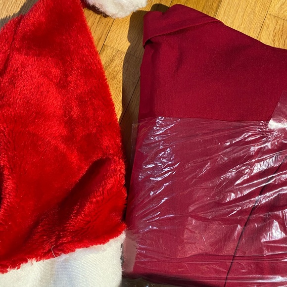 A. Byer 2 piece womens suit. Pre-owned great condition. A must see! - Picture 8 of 13